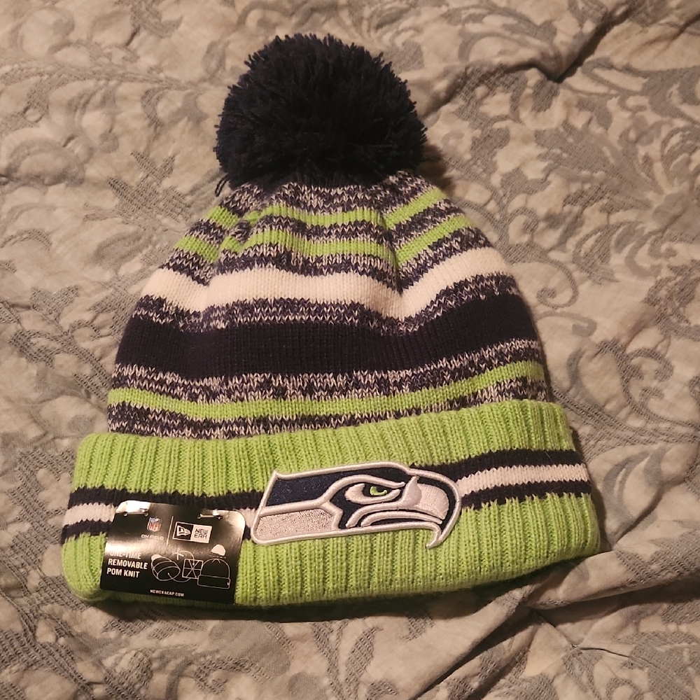 New Era NFL Pom Knit Beanie - Green and Navy. GO SEA HAWKS! Brand New Never Worn